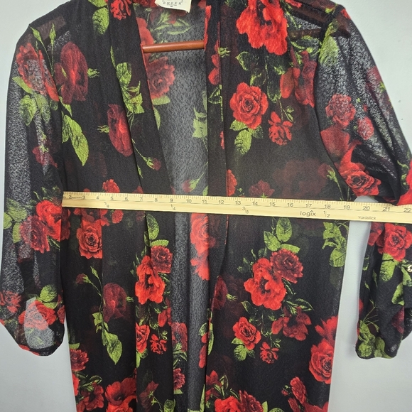 EMBER Mid Length Sheer Duster Kimono 3/4 Sleeves Floral Red Black Womens Size M - Picture 12 of 14